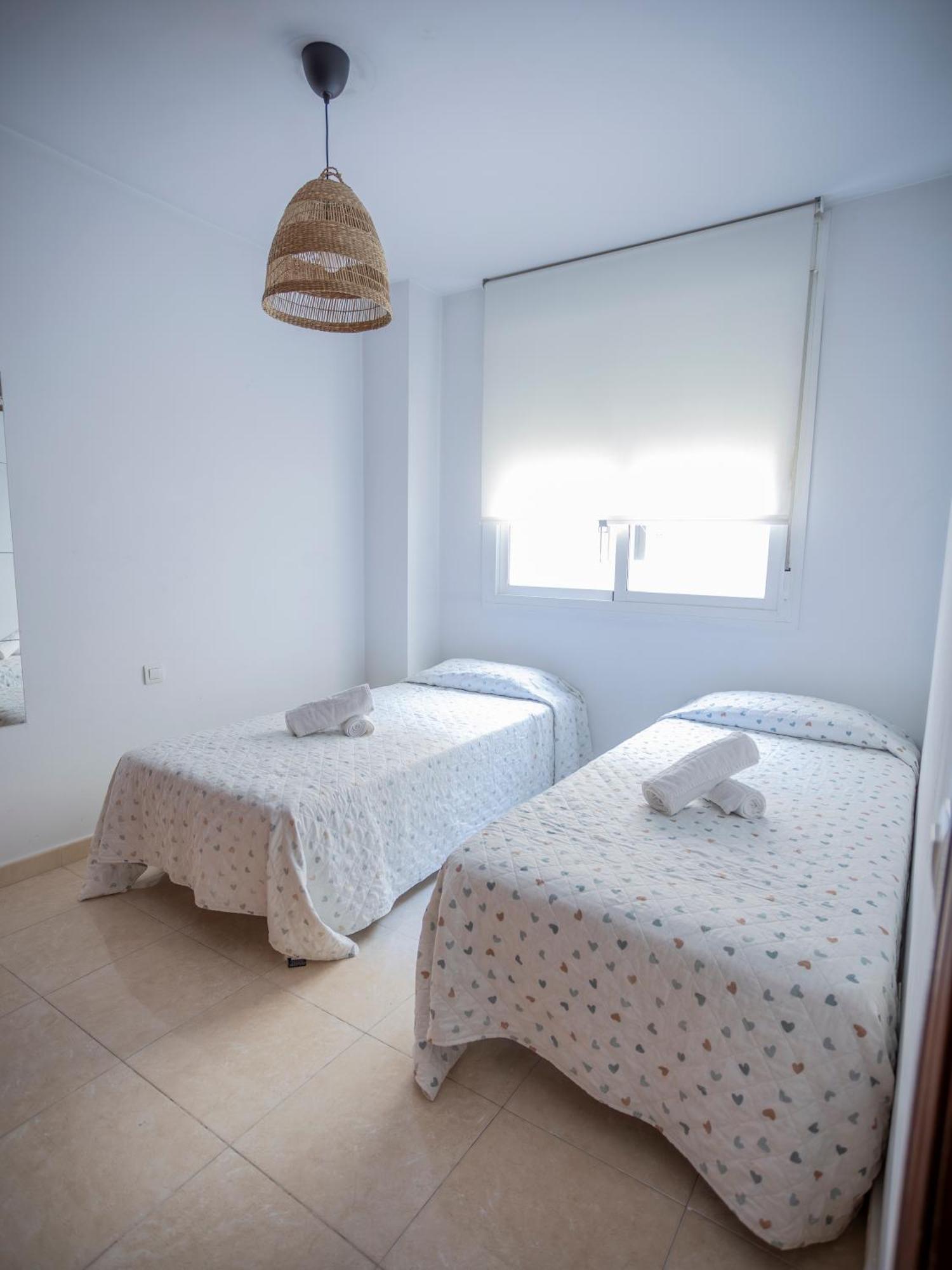 Estepona Parque Central Luaran gambar
